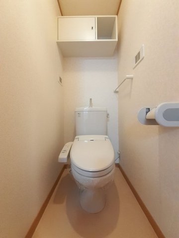 トイレ　トイレもきれいです