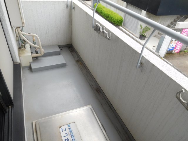 ＪＲ中央線 中野駅 徒歩7分 4階建 築44年の内装写真