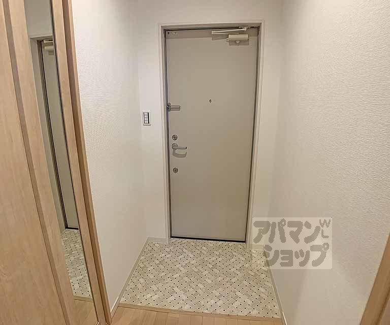 Habitacion西洞院の玄関写真