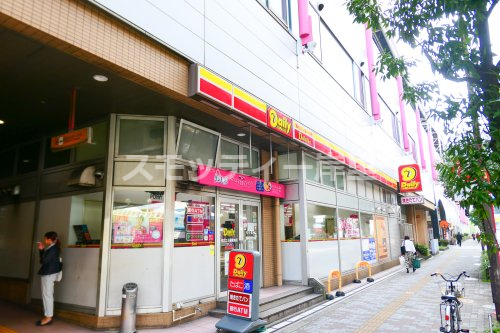 コンビニ　デイリーヤマザキ 住之江公園駅前店（コンビニ）まで191m