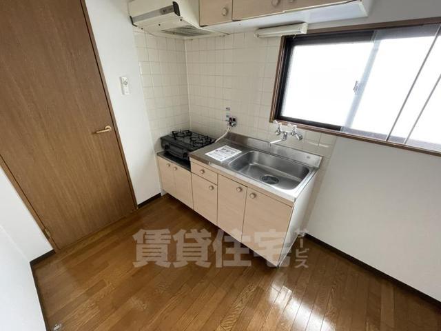 山根ビルのキッチン写真