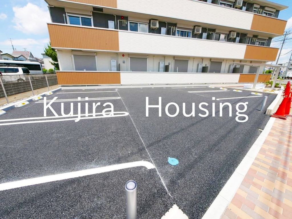 駐車場　★敷地内駐車場あります★（要空き確認）