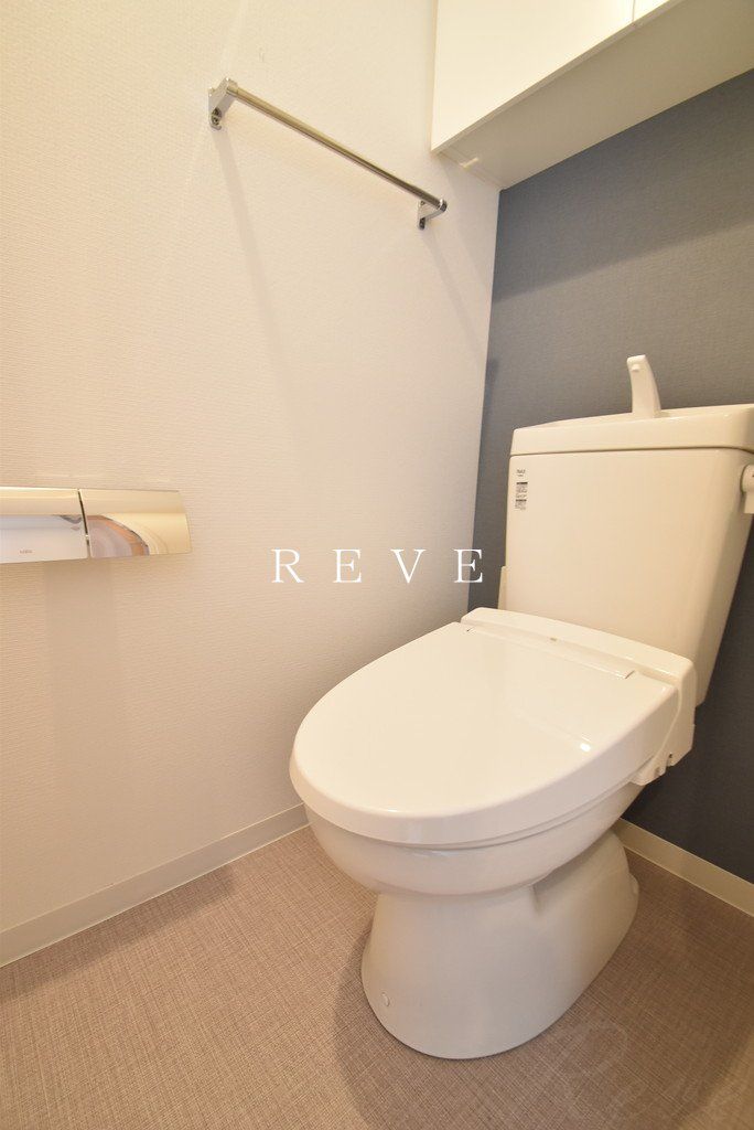 グラン、フォークス神田イーストタワーのトイレ写真