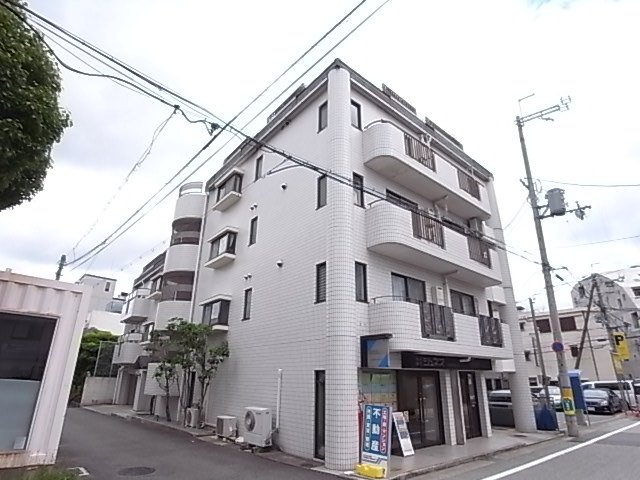 陽光プラザの外観写真