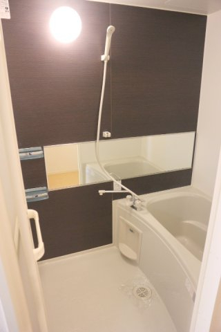 バス・シャワールーム　別部屋　参考写真