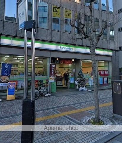 コンビニ　ファミリーマート（コンビニ）まで223m