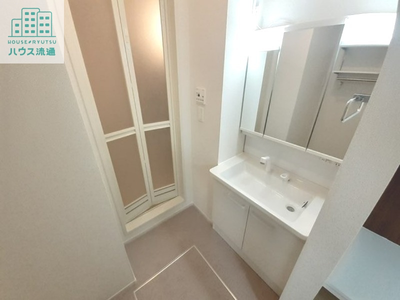 洗面設備　※写真は別号室