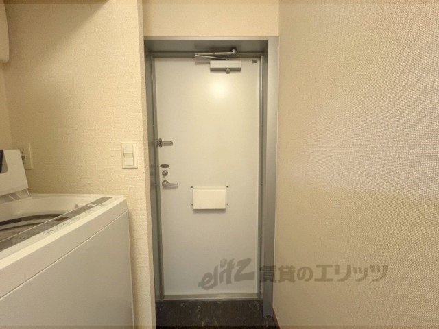 レオパレス津田山手の玄関写真