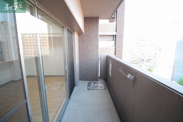 バルコニー　同間取り別部屋の写真です