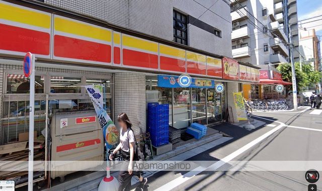 コンビニ　デイリーヤマザキ（コンビニ）まで226m