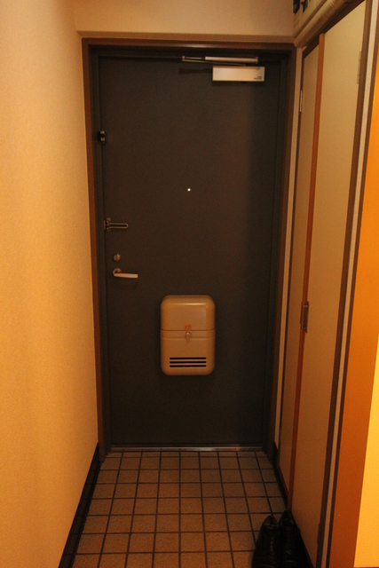 玄関　同タイプ別室参考写真