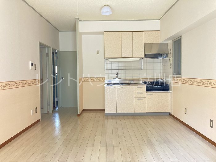 居室・リビング　同建物参考写真