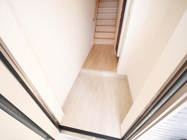 玄関　シンプルで使いやすい玄関です