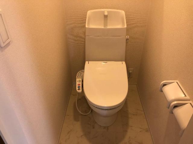 トイレ　シャワー付トイレ
