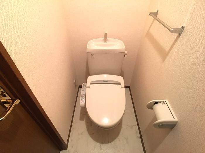 ヴィクトワール Iのトイレ写真