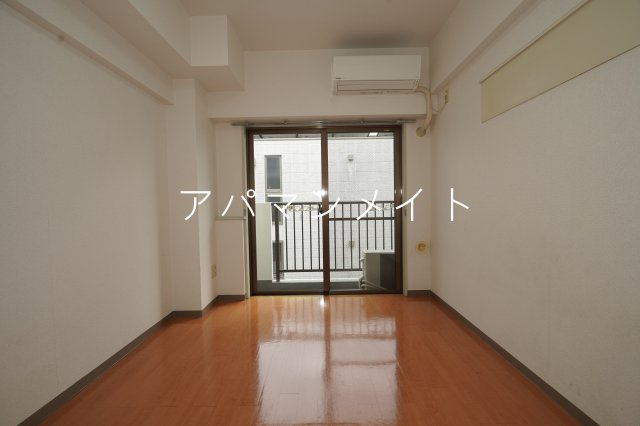 居室・リビング　使いやすいお部屋です