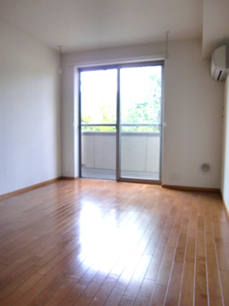 その他部屋・スペース　★明るいフローリングのお部屋です★