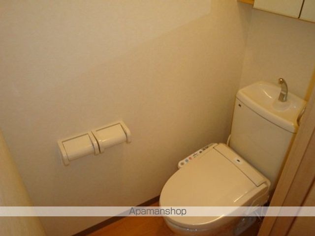東武桐生線 治良門橋駅 徒歩7分 2階建 築19年のトイレ写真