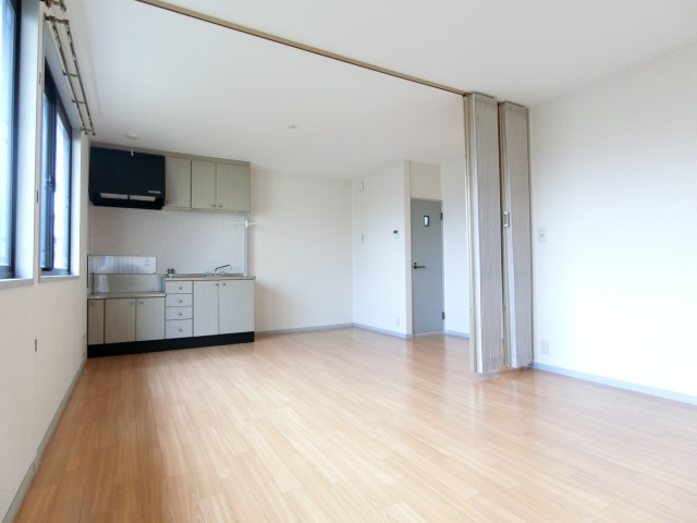 その他　広いリビングに　分けて部屋に　どちらでも使えます