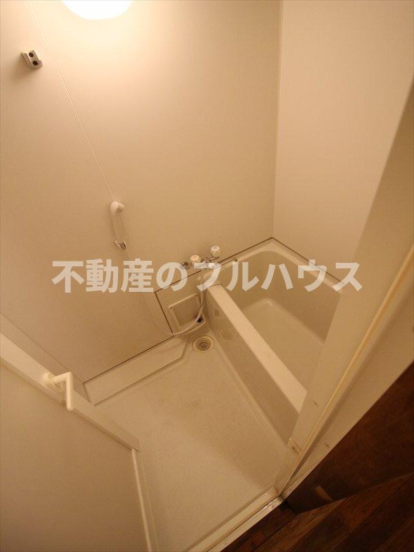 バス・シャワールーム　写真は別室