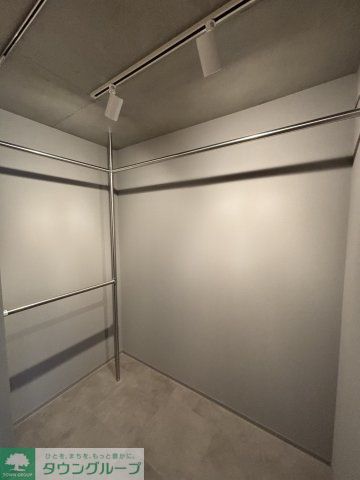 収納　★奇数階・偶数階で木材や壁の色が異なります。