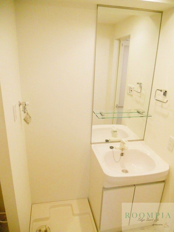 洗面設備　同タイプの別のお部屋です