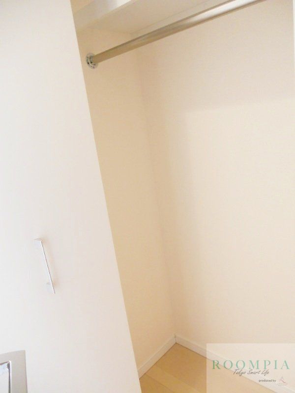 収納　同タイプの別のお部屋です