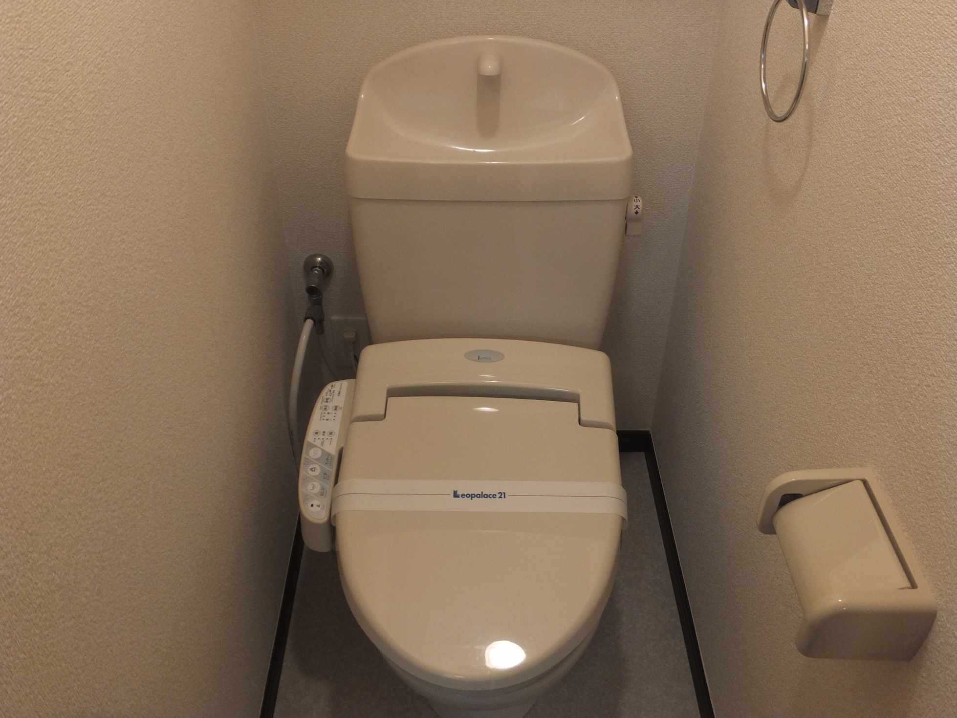 【本牧満坂IIのトイレ】