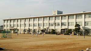 【加古郡播磨町本荘のアパートの小学校】