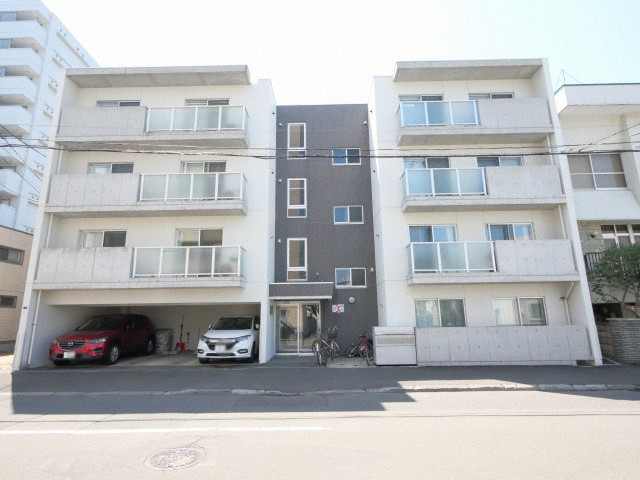 北海道札幌市中央区北二条西２０（マンション）の賃貸物件の外観