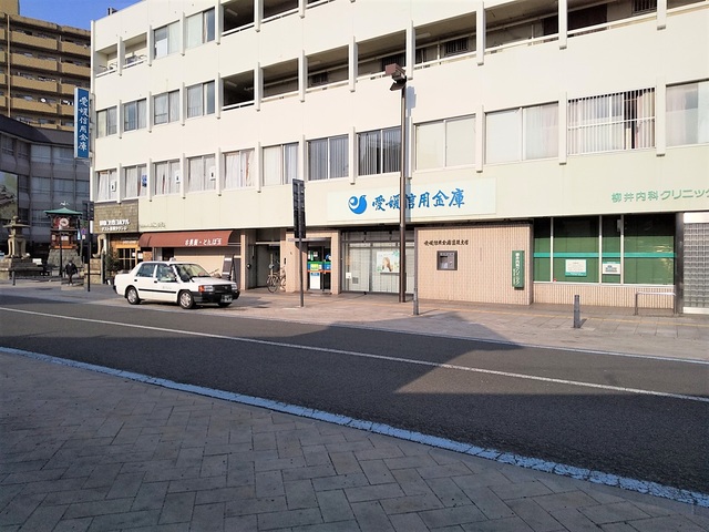 【湯之町メゾン宮内の銀行】