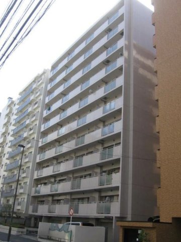 横浜市磯子区森のマンションの建物外観