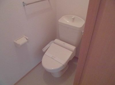 トイレ　ネット無料。シンプルで使いやすいトイレです