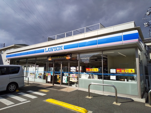 コンビニ　ローソン狛江岩戸北三丁目店（コンビニ）まで120m