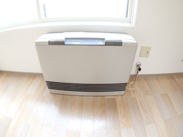 その他　ガスストーブ完備