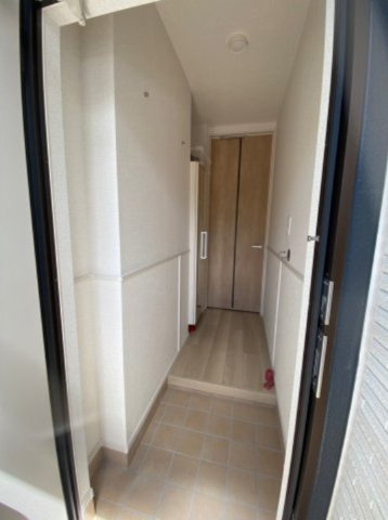 玄関　※同タイプの写真です