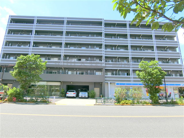 建物外観　2015年6月築　RC鉄筋コンクリート造地上6階建て1K 2