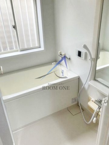 バス・シャワールーム　お風呂です。