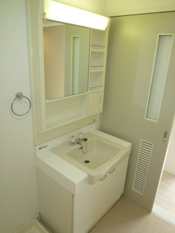 洗面設備　（イメージ）同タイプの写真です。