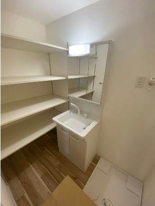 洗面設備　同型仕様