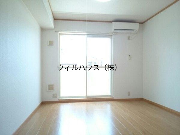 その他部屋・スペース　明るい洋室！