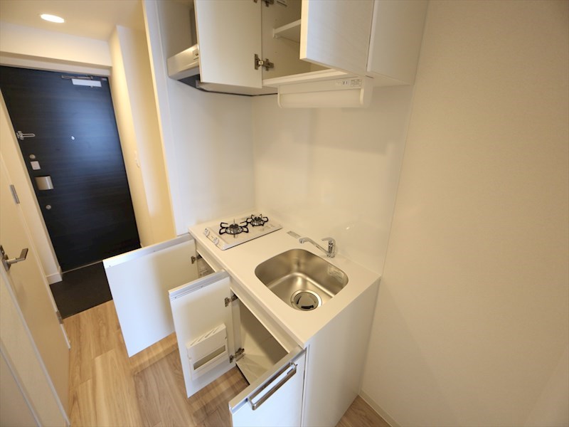 キッチン　システムキッチン（ガス2口コンロ付）