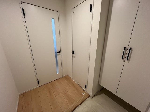 玄関　※現況を優先します。