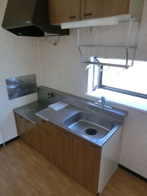 キッチン　※別部屋参考写真