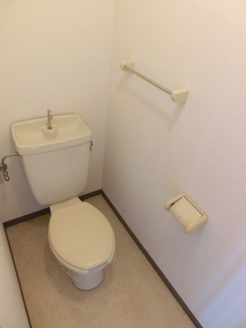 トイレ　※別部屋参考写真