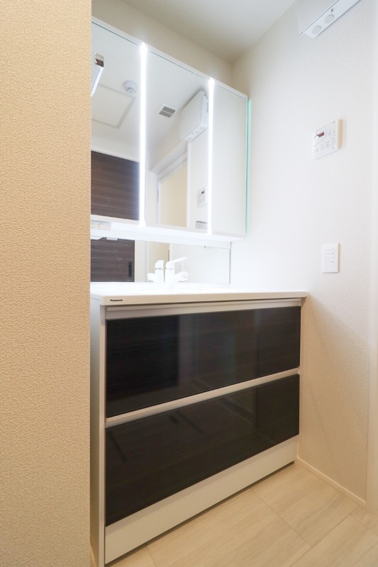 洗面設備　図面と現状に相違がある場合には現状を優先