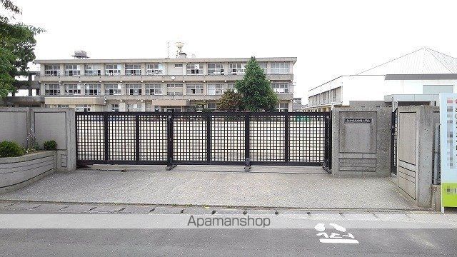 小学校　日岡小学校（小学校）まで350m