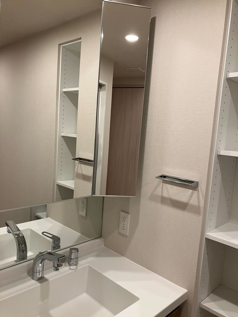 洗面設備　※写真は同タイプ住戸です。