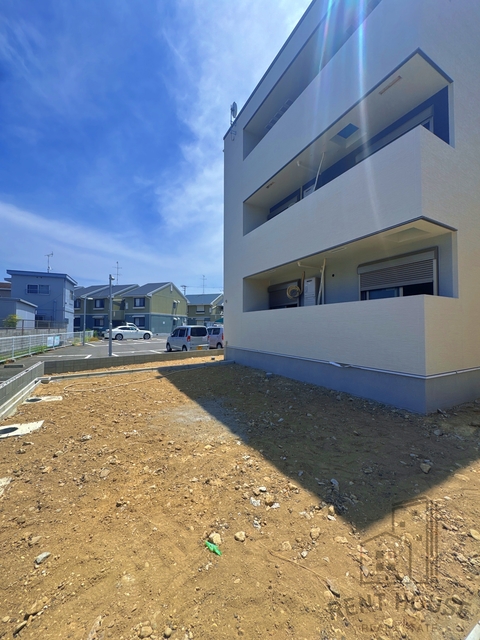 その他共有部分　外観（建設中）