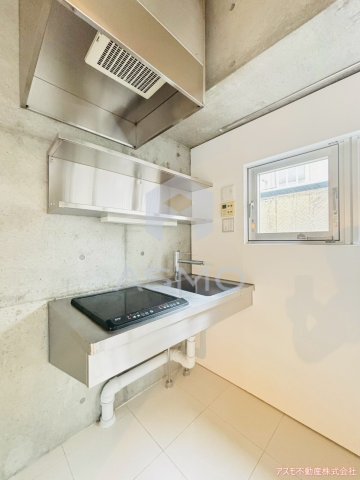キッチン　※建物内別間取参考写真